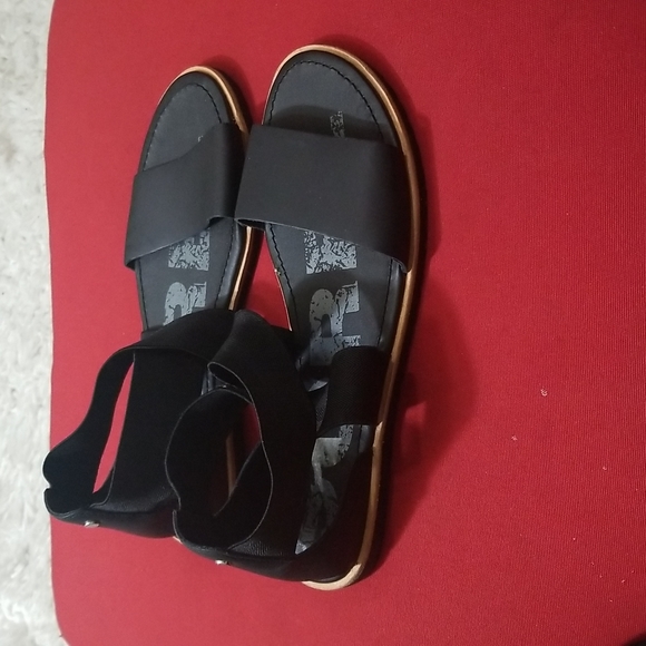 SOREL SANDALS - Picture 3 of 8